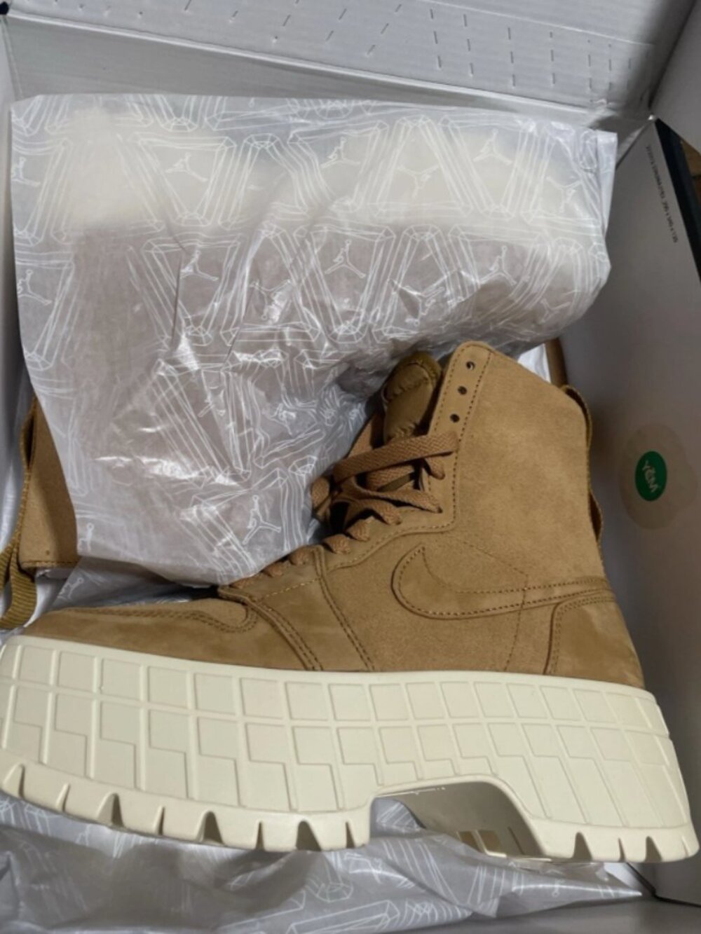 New - Nike Air Jordan 1 High-Top Brooklyn Boots Women's Wheat/Muslin-Wheat FJ573 - Picture 8 of 13